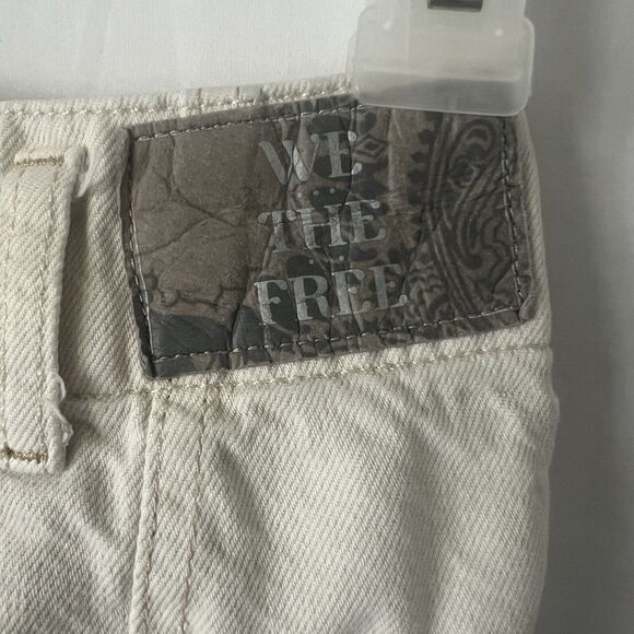Free People We the Free Barrel Cream Bermuda Carpenter High Rise Skater Shorts - Picture 4 of 6